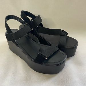 Black Soda Flatforms